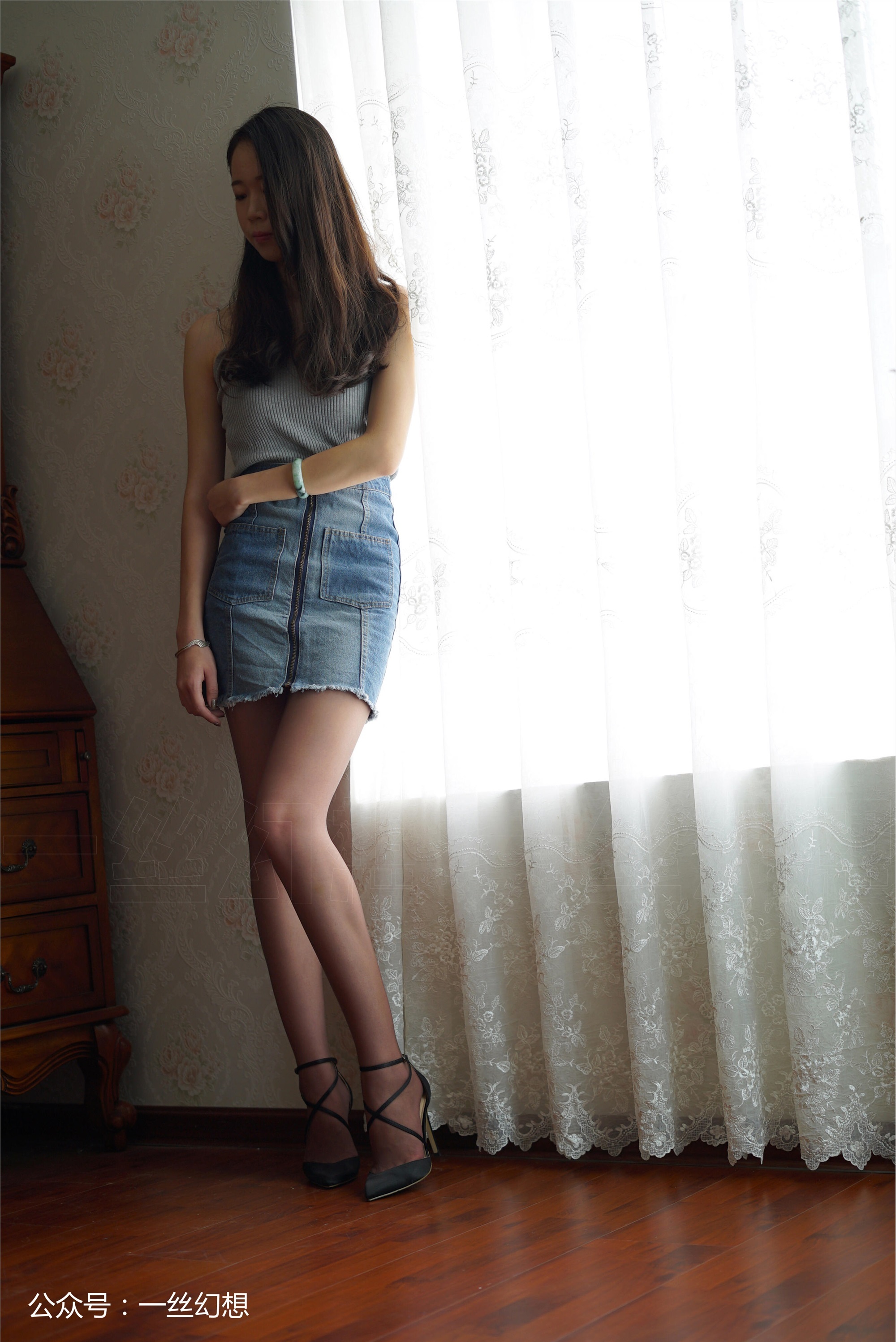 高丝女子图鉴 袜小喵×一丝幻想 NZ016 茜茜